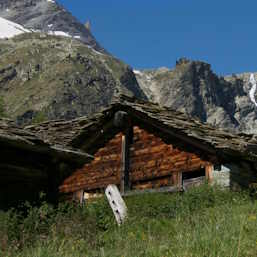 chalet in the mountains